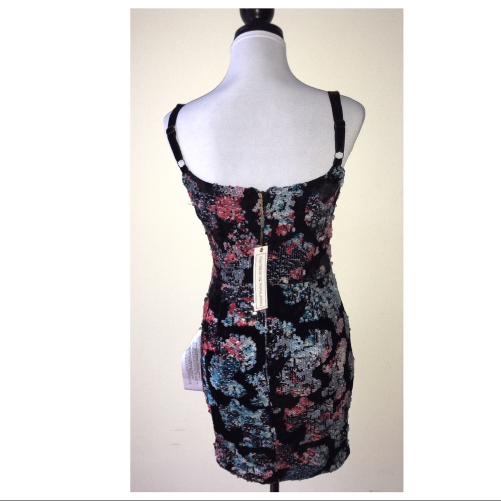 DRESS THE POPULATION SHEATH DRESS - Picture 6 of 7